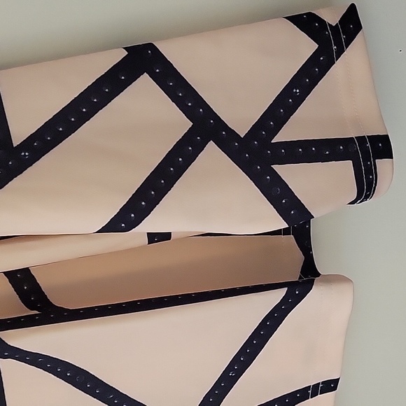 STYLISH LONGSLEEVE TOP LARGE - Picture 3 of 11